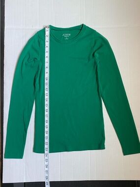 J. Crew Perfect Fit Emerald Green Long Sleeve Crewneck Top